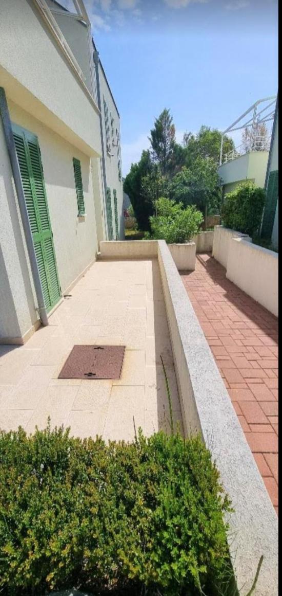 Punta Skala Residence Petrcane Esterno foto