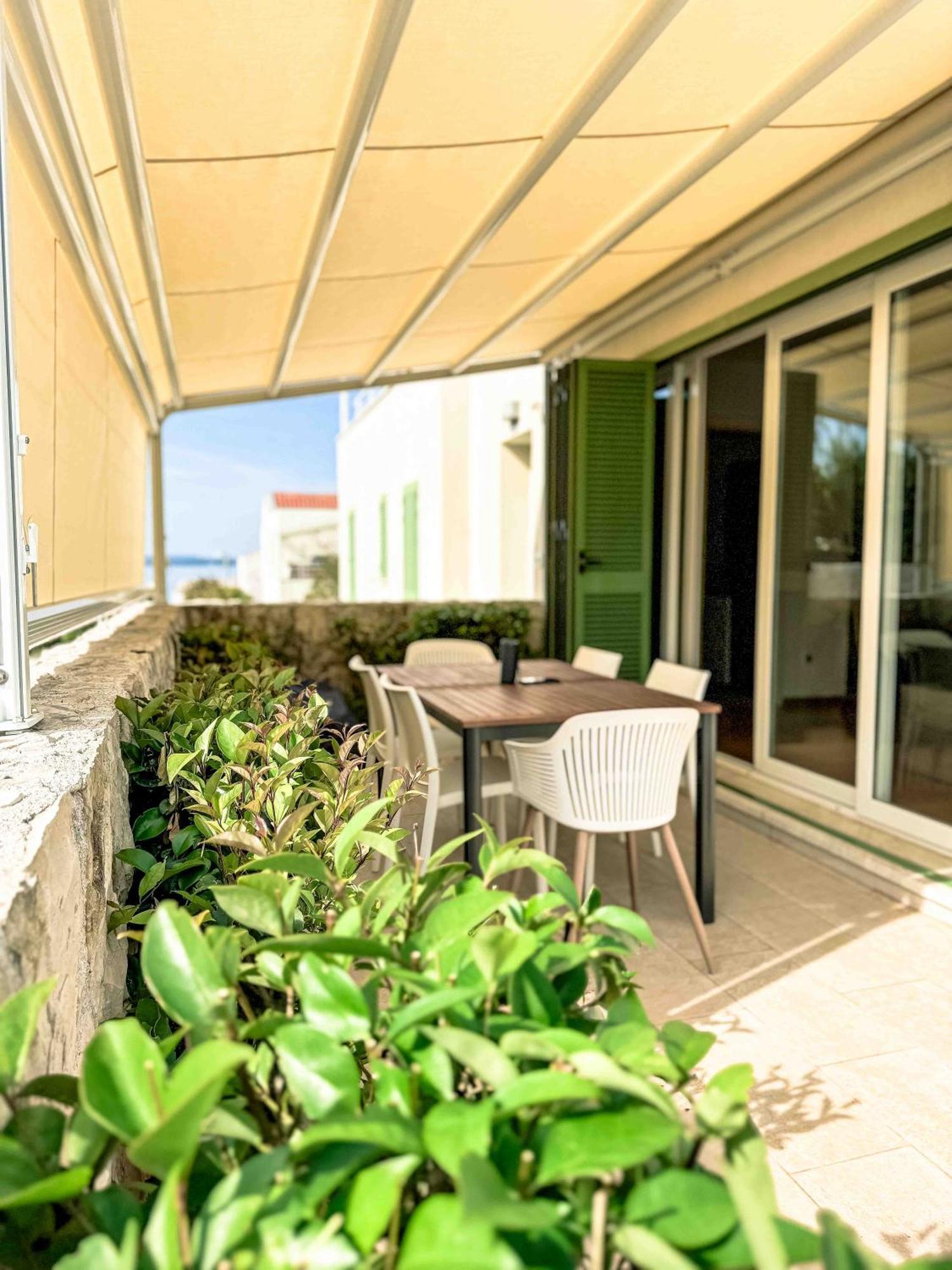 Punta Skala Residence Petrcane Esterno foto
