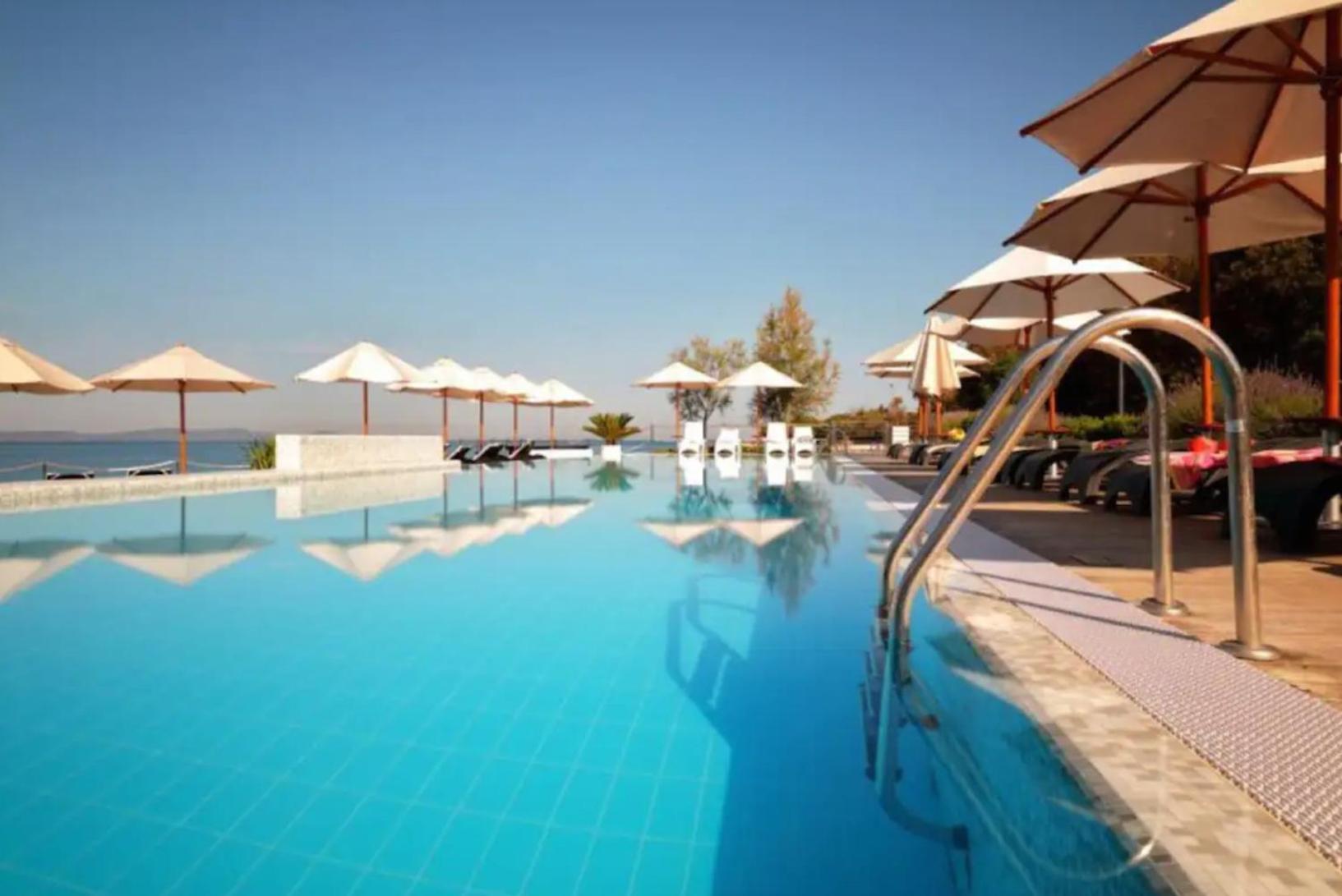 Punta Skala Residence Petrcane Esterno foto